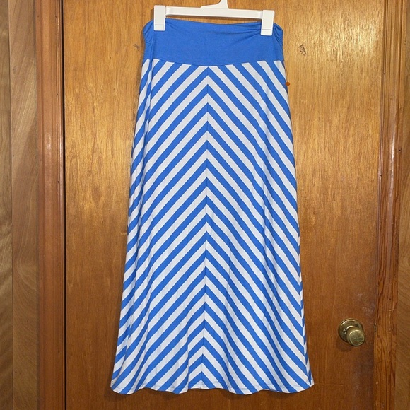 •FADED GLORY•BLUE & WHITE STRIPED MAXI SKIRT SIZE MEDIUM (8-10) - Picture 8 of 8